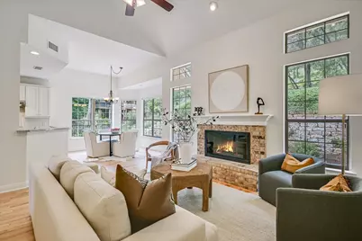 4028 Walnut Clay Drive, Austin, TX 78731 - Photo 10