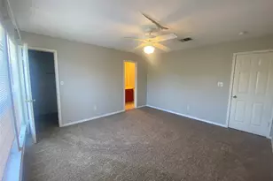 11915 Sky W Dr, Austin, TX 78758 - Photo 12