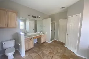 11915 Sky W Dr, Austin, TX 78758 - Photo 10