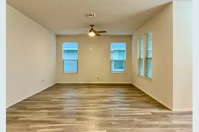 184 Beth Ann Loop, Taylor, TX 76574 - Photo 8