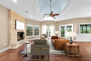 22012 Briarcliff Dr, Spicewood, TX 78669 - Photo 4