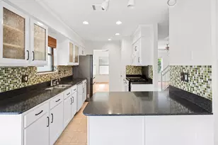 7201 Boniface Ln, Austin, TX 78729 - Photo 10
