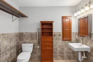 7201 Boniface Ln, Austin, TX 78729 - Photo 16