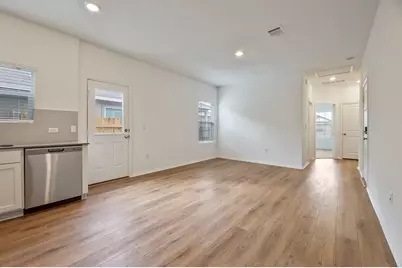 10713 Steinbeck Drive, Austin, TX 78747 - Photo 8