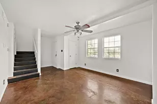 903 Aurora Cir, Austin, TX 78757 - Photo 6
