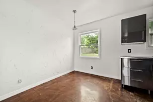 903 Aurora Cir, Austin, TX 78757 - Photo 12