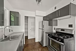 903 Aurora Cir, Austin, TX 78757 - Photo 8