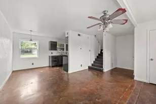 903 Aurora Cir, Austin, TX 78757 - Photo 4