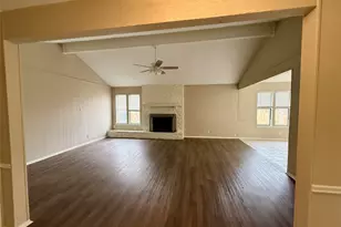 9510 Newberry Dr, Austin, TX 78729 - Photo 2