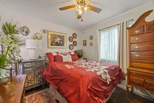 120 Holland St, Hutto, TX 78634 - Photo 4