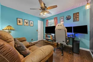 120 Holland St, Hutto, TX 78634 - Photo 4