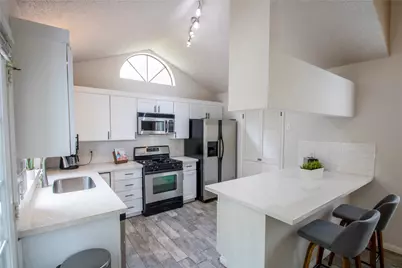 2108 Warfield Way, Austin, TX 78728 - Photo 8