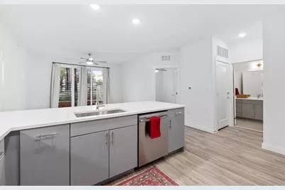 4801 Springdale Drive #2010, Austin, TX 78723 - Photo 8
