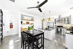 1704 E 13th St, Austin, TX 78702 - Photo 12