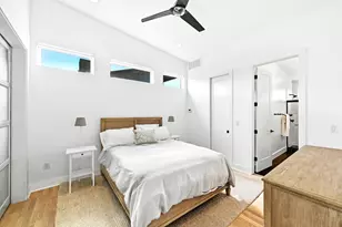 1704 E 13th St, Austin, TX 78702 - Photo 24