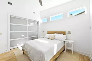 1704 E 13th St, Austin, TX 78702 - Photo 26