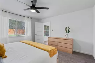 800 Huntingdon Pl, Austin, TX 78745 - Photo 10
