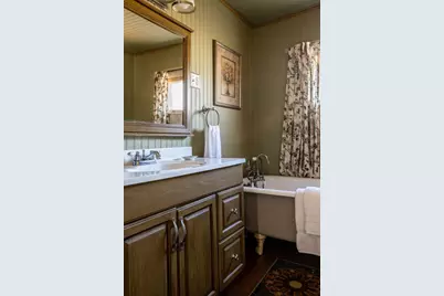 303 W Austin Street, Fredericksburg, TX 78624 - Photo 20