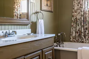 303 W Austin St, Fredericksburg, TX 78624 - Photo 20