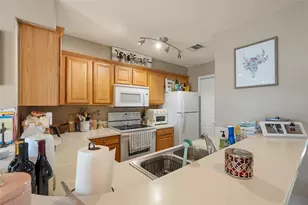 6900 E Riverside Dr, Austin, TX 78741 - Photo 8