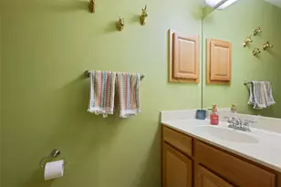 6900 E Riverside Dr, Austin, TX 78741 - Photo 14