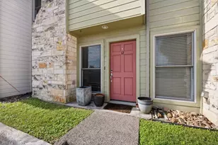 6900 E Riverside Dr, Austin, TX 78741 - Photo 2