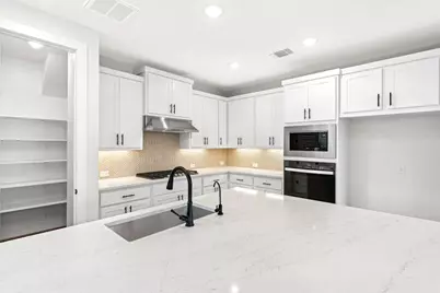 4753 Pleasant Place, Round Rock, TX 78665 - Photo 10