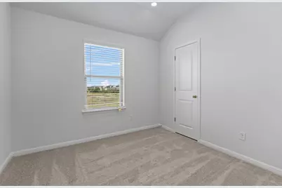 149 Hatari Trail, Jarrell, TX 76537 - Photo 10