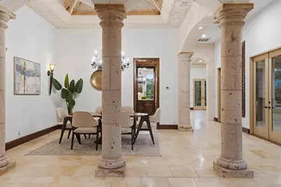 504 Black Wolf Run, Lakeway, TX 78738 - Photo 12