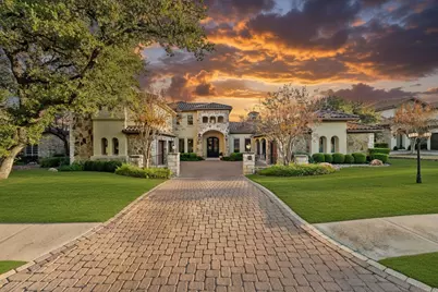 504 Black Wolf Run, Lakeway, TX 78738 - Photo 2