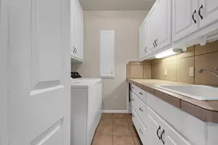 102 Lavaca Ln, Georgetown, TX 78628 - Photo 26