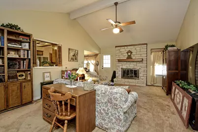 1603 Pin Oak Lane, Round Rock, TX 78681 - Photo 4