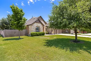 6901 Leonardo Dr, Round Rock, TX 78665 - Photo 2
