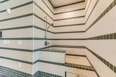 610 Davis Street #2409, Austin, TX 78701 - Photo 22