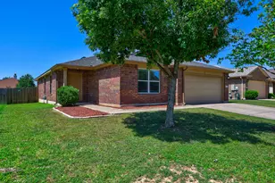 310 Wildcat Dr, Bastrop, TX 78602 - Photo 1