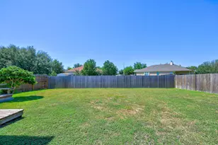 310 Wildcat Dr, Bastrop, TX 78602 - Photo 14