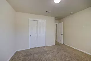 310 Wildcat Dr, Bastrop, TX 78602 - Photo 6