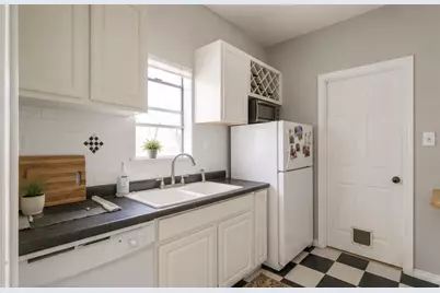 1220 Taylor Street, Austin, TX 78702 - Photo 6