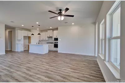 1504 Spechts Ranch Road, New Braunfels, TX 78132 - Photo 6