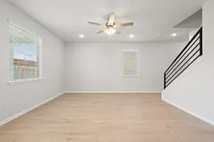 185 Young St, Buda, TX 78610 - Photo 10