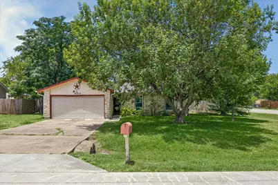 400 Bonita Vista Drive, Buda, TX 78610 - Photo 1
