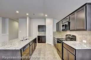 21607 Surrey Ln, Lago Vista, TX 78645 - Photo 10