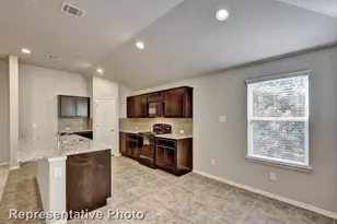 21607 Surrey Ln, Lago Vista, TX 78645 - Photo 6