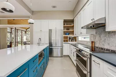 8004 Golden Oaks Lane, Austin, TX 78737 - Photo 32