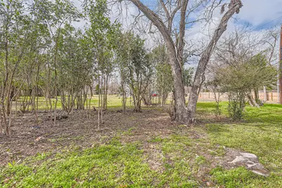 401 Oak Plaza, Austin, TX 78753 - Photo 8