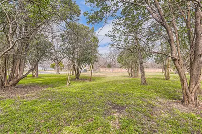 401 Oak Plaza, Austin, TX 78753 - Photo 12
