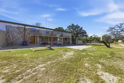 196 Southern Drive, Johnson City, TX 78636 - Photo 2