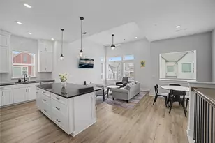 2930 Moreno St, Austin, TX 78723 - Photo 6