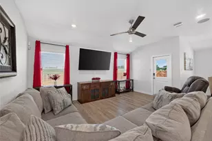108 Hemp Hl, Jarrell, TX 76537 - Photo 10