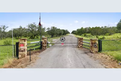 210 Levon Lane, Burnet, TX 78611 - Photo 30